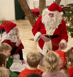 Farum Folkedansere inviterer til god, gammeldags julefest i Ellegårdens lade.