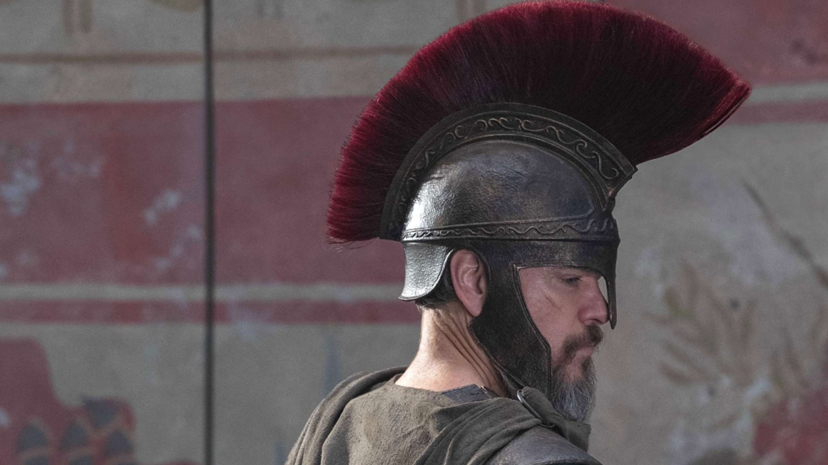 Matt Damon spiller Kong Odysseus som forsøger at komme hjem til sit kongerige. Pressefoto: UIP.