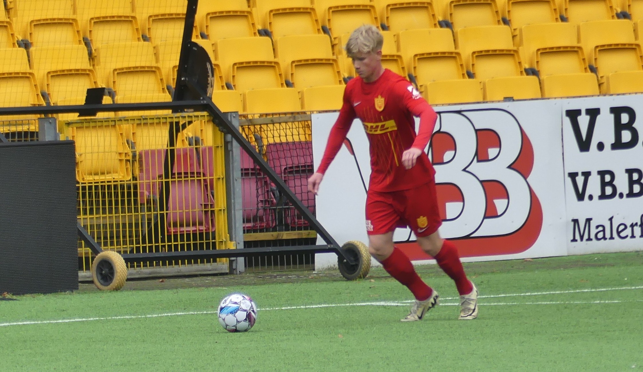 19-årige Markus Walker viste dybden i FC Nordsjællands trup. Han greb i den grad chancen, da han endelig fik den i Haderslev.