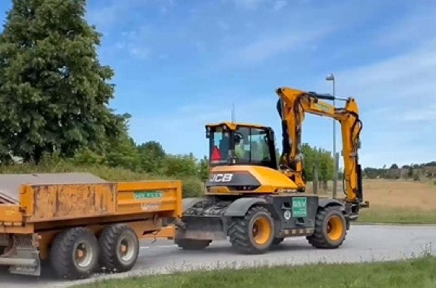 Furesø Kommune har igen indskærpet reglerne for brug af oplagspladsen og nu er der opsat skilte.