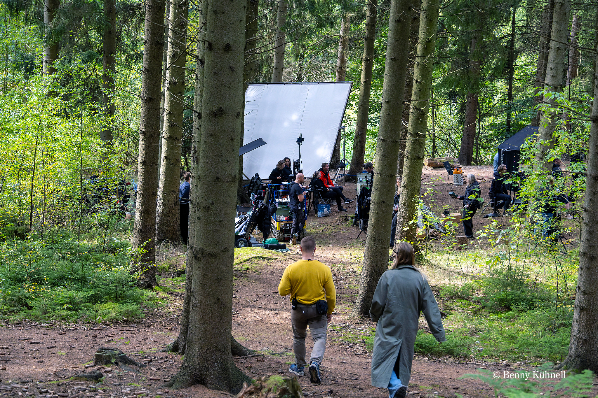 Cosmo Film er i gang med at optage tredje sæson af Valdes Jul i Ll. Hareskov. Foto: Benny Kühnell.