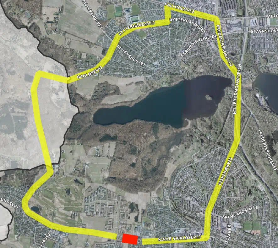 Bilisterne skal være vakse. Fra søndag den 11. oktober til torsdag den 15. oktober kan man komme ud på en 13 kilometer lang omkørsel i aften og nattetimerne. Skitse: Furesø Kommune.