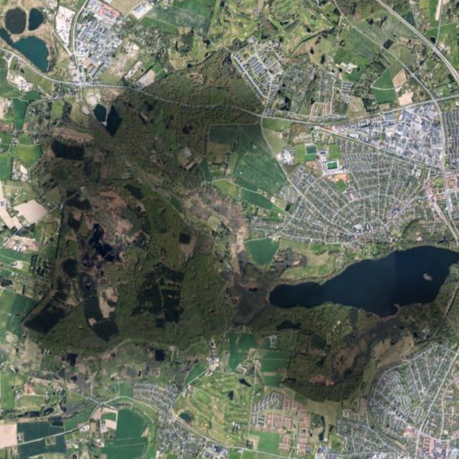 Naturnationalpark Farumskovene ville i givet fald omfatte området, som her er markeret med en skygge. Skitse: Dn Furesø.