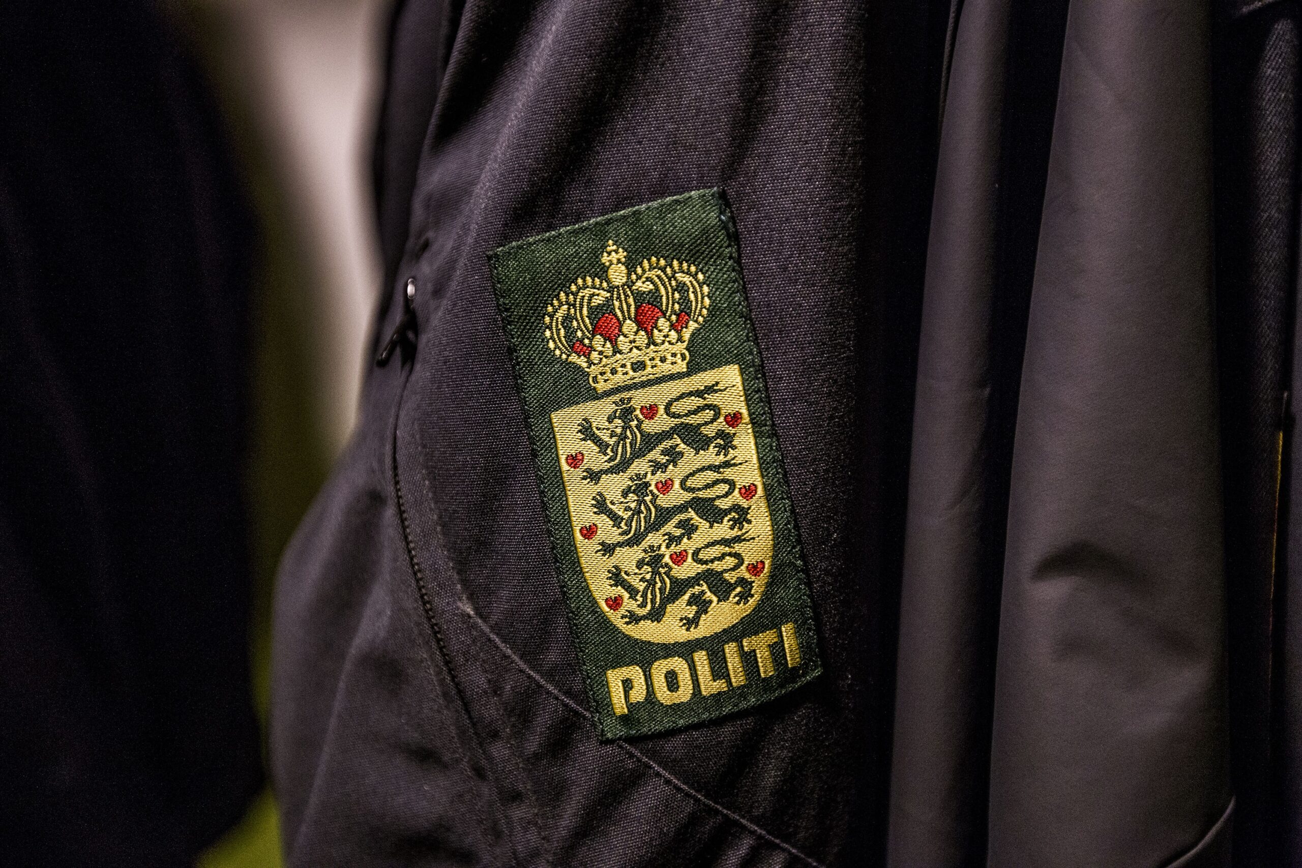 Politiuniform foto Kim Matthai Leland